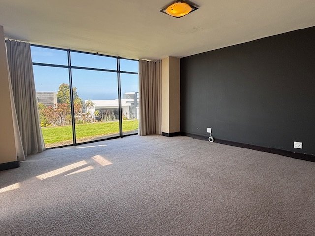 4 Bedroom Property for Sale in Oubaai Western Cape